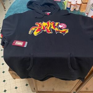 Mitchell&Ness Atlanta Hawks Xl Graffiti Short Sleeve Hoodie NBA Basketball New
